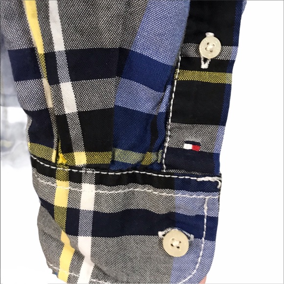 Men’s Tommy Hilfiger plaid button down shirt - Picture 3 of 7